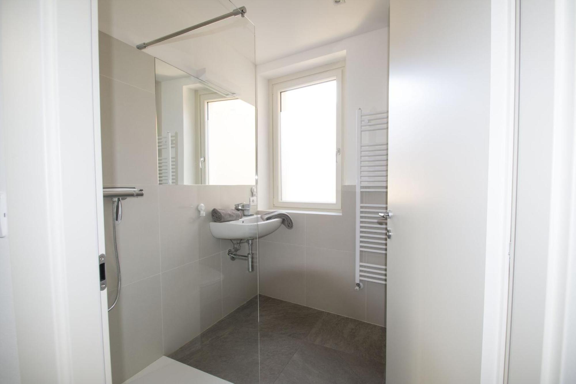 Appartement Casa Lea à Castelveccana Extérieur photo