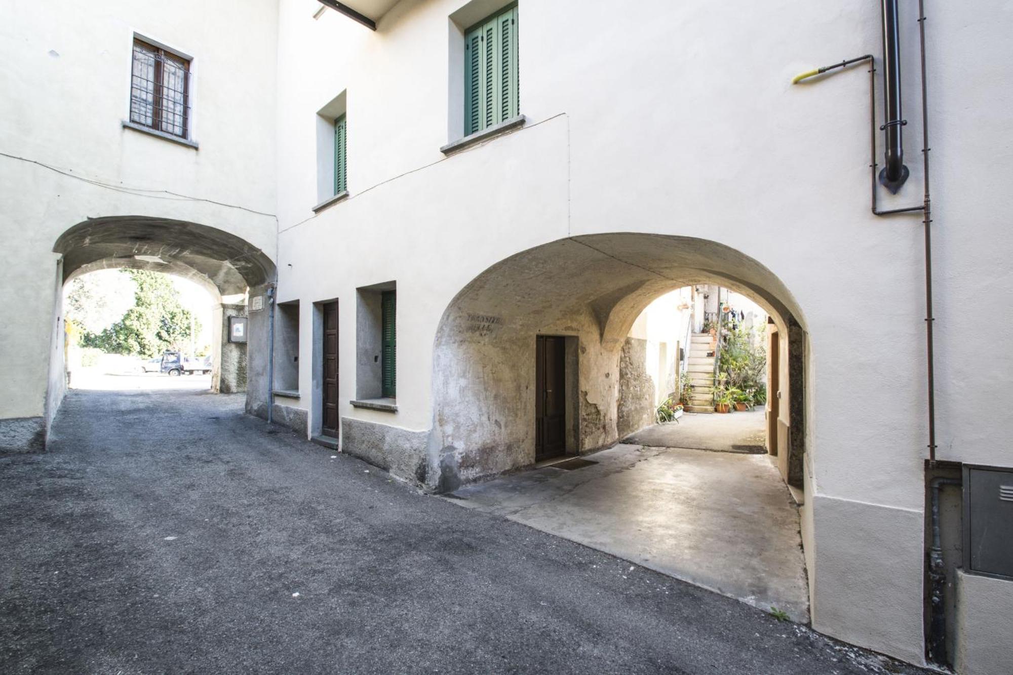 Appartement Casa Lea à Castelveccana Extérieur photo