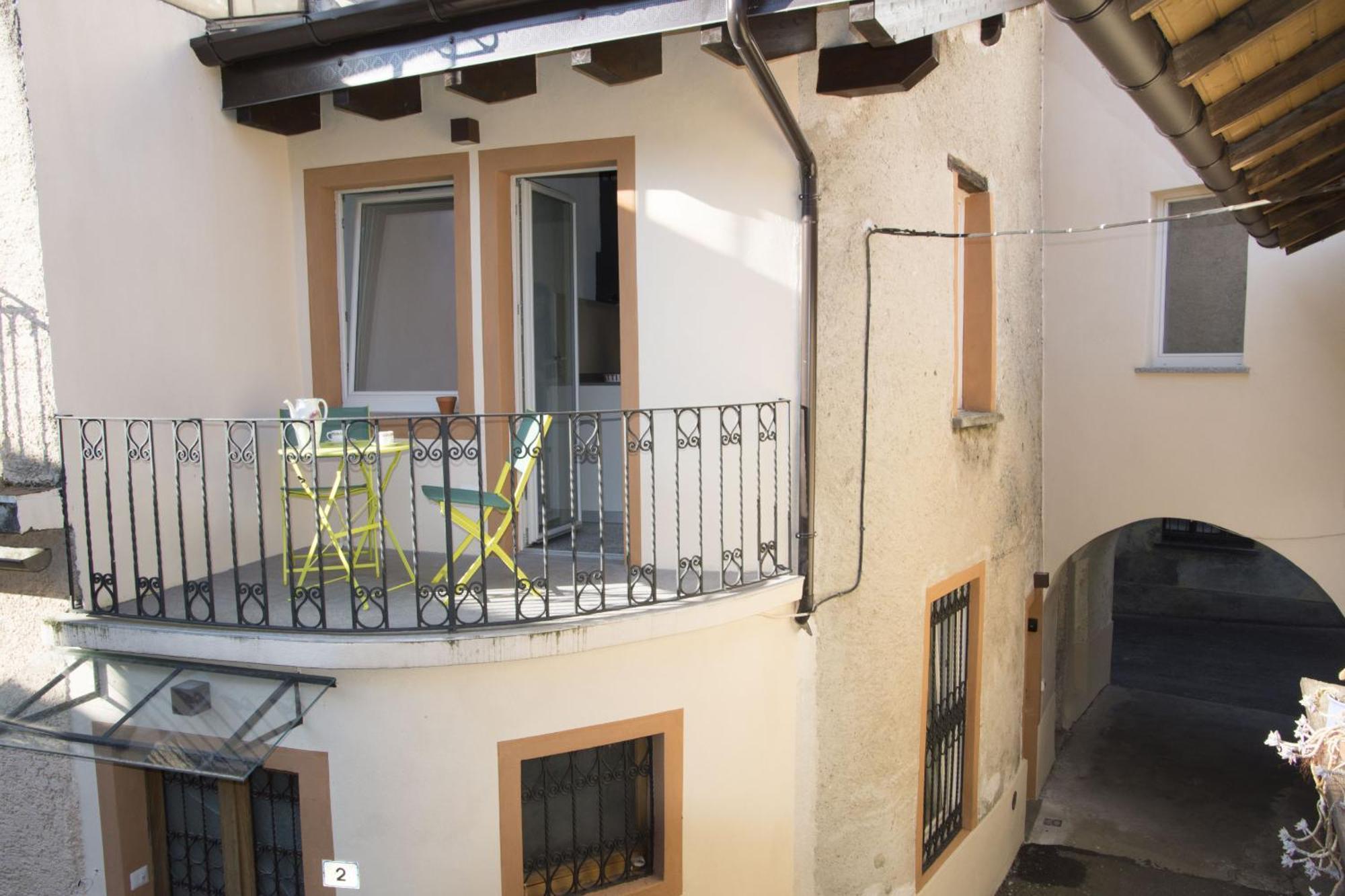 Appartement Casa Lea à Castelveccana Extérieur photo